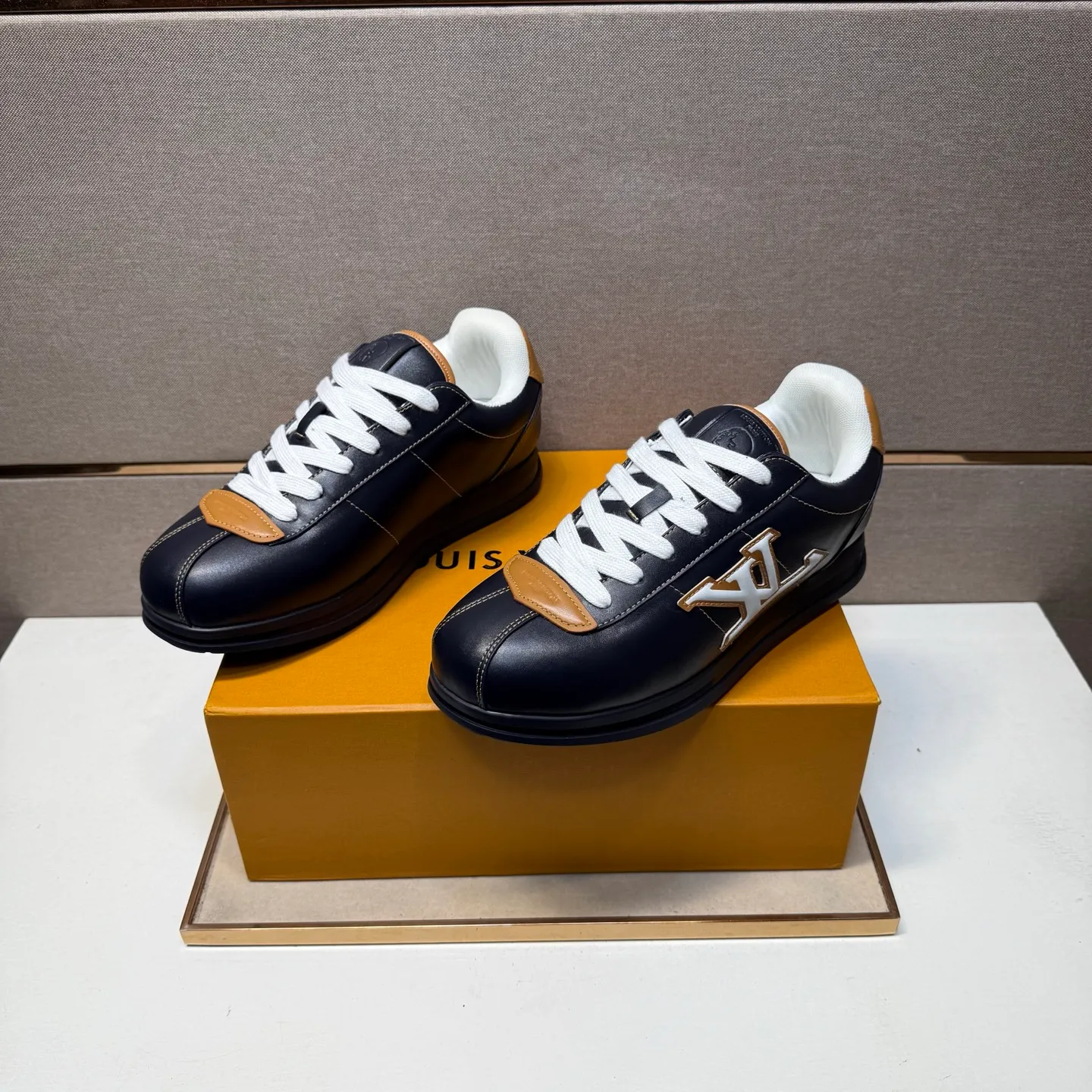 Men's men's shoes 💰pp560 [LV～] Men's casual shoes 2025z cabinet sales simultaneously 🔶Size: 38-44 #️⃣ 🔷6 colors🔜The upper is made of multi-material splicing➕Mesh lining, comfortable and breathable, sole: original comfortable and wear-resistant outsole, ⚠️real thing📱photographed🎬real thing is better📢📢📢